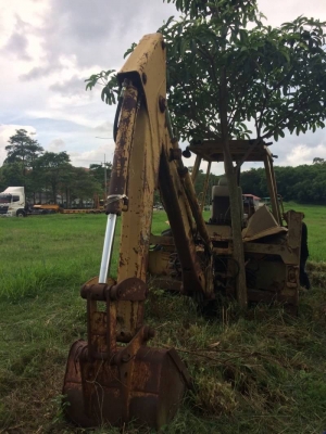 CAT 428 รถตักหน้าขุดหลัง