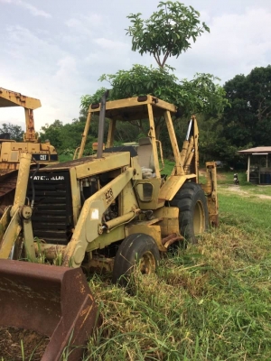 CAT 428 รถตักหน้าขุดหลัง