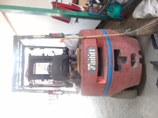 ขายรถโฟล์คลิฟท์ 2.5ตัน