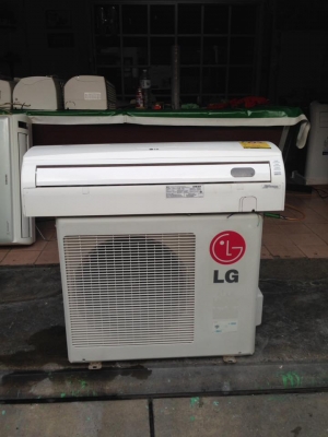 **** ขายแอร์ LG 12500 BTU สภาพสวย ****