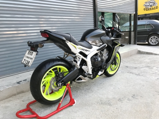 (( ดาวน์ 19000 )) ขาย CBR650f ปี2016 สีดำ โครงขาว สภาพนางฟ้าเลย ราคา239000 บาท