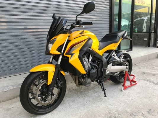 (( ฟรีดาวน์ )) ขาย CB650f ปี2015 สีเหลือง สภาพนางฟ้าเลย ราคา210000บาท (( ฟรีดาวน์ )) ขาย CB650f ปี2015 สีเหลือง สภาพนางฟ้าเลย ราคา210000บาท