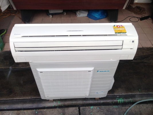 **** ขายแอร์ DAIKIN 18000 BTU สภาพสวย ****