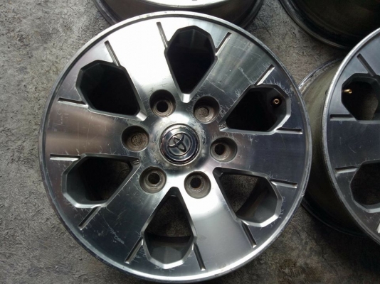 ล้อเเวนจูรี่15 ชุด3700บ.ไม่แตกร้าวคตดุ้งซ่อม โทร.0879050181.จัดส่งได้ทั่วไทย