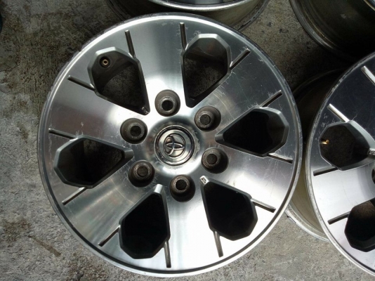 ล้อเเวนจูรี่15 ชุด3700บ.ไม่แตกร้าวคตดุ้งซ่อม โทร.0879050181.จัดส่งได้ทั่วไทย