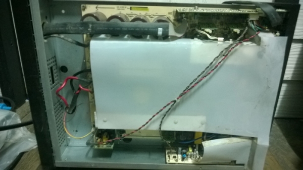 SYNDOME HE-3000S (3KVA/2.4KW) SYNDOME HE-3000S (3KVA/2.4KW)