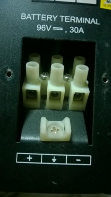 SYNDOME HE-3000S (3KVA/2.4KW) SYNDOME HE-3000S (3KVA/2.4KW)