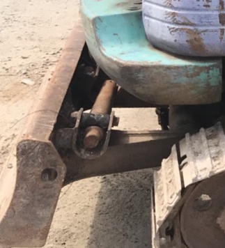 ขาย 395,000 KOMATSU pc 45-7 E พร้อมหัวเจาะรุ่นใหม่ ไม่ต้องถอดบุ้งกี้ ใส่ที่ปลายอามร์ได้เลย เครื่องดำรุ่นใหม่  ปั้มแรง เอวแน่น ช่วงล่างสวย สภาพเก่านอก เอกสารแจ้งจำหน่าย รถสวยพร้อมใช้ รถอยู่ ปทุมธานี สามโคก 090-772-3710 090-772-3708