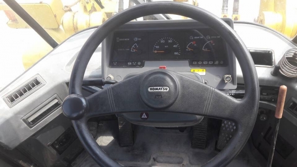 รถตักโคมัตสุ コマツ Komatsu WA100-3 นำเข้าจากญี่ปุ่น เครื่อง6สูบ ระบบเกียร์สมบูรณ์มาก รุ่นยอดนิยม