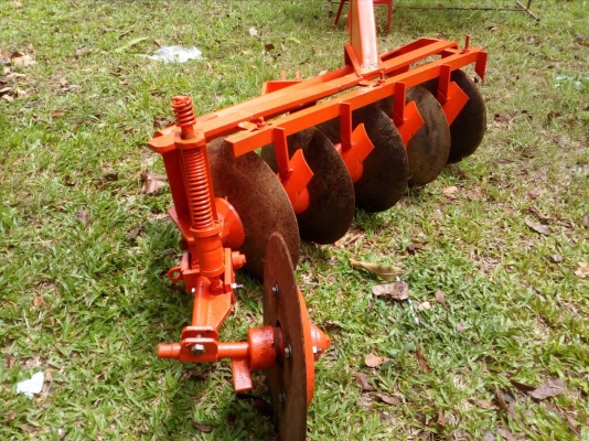 ขายตามสภาพ  ผาล 5 ใบ 20 นิ้ว ใช้ได้กับ 34; 28,26, 24,22 แรง