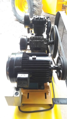 ปั๊มลม Fusheng 5 hp ไฟ380 ขนาดบรรจุ 315 ลิตร บิ้วท์เก็บงานพร้อมใช้ ปั๊มลม Fusheng 5 hp ไฟ380 ขนาดบรรจุ 315 ลิตร บิ้วท์เก็บงานพร้อมใช้