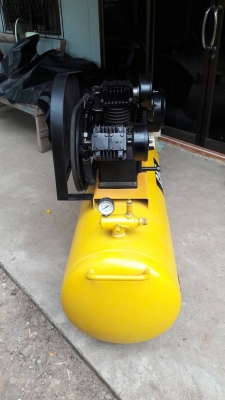 ปั๊มลม Fusheng 5 hp ไฟ380 ขนาดบรรจุ 315 ลิตร บิ้วท์เก็บงานพร้อมใช้ ปั๊มลม Fusheng 5 hp ไฟ380 ขนาดบรรจุ 315 ลิตร บิ้วท์เก็บงานพร้อมใช้