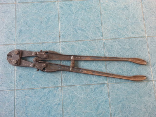 กรรไกรตัดเหล็ก Record made in England ขนาด 36 นิ้ว มือสอง