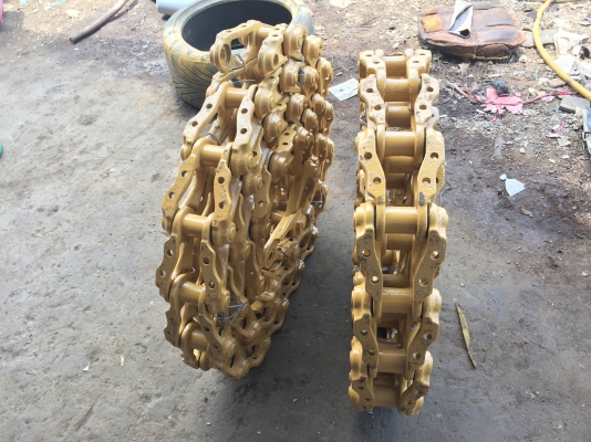 ต้องการขายโซ่ PC60 ใส่ได้รุ่น1-รุ่น6 โซ่รถแทร็กเตอร์ทุกรุ่น สภาพดี บูธกลม ริ้งหนา ราคาต่อรองคุยกันได้ คู่ละ15000โทร 0616613023