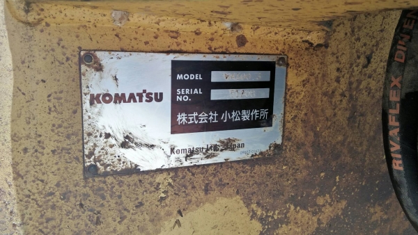 รถตัก KOMATSU WA 100 - 3. สนใจติดต่อ 081 - 6079515