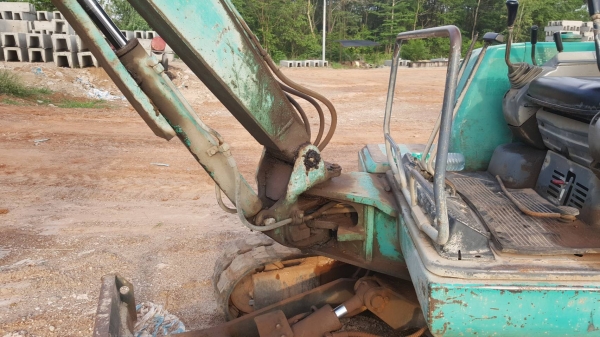 ขาย แบคโฮ KOMATSU PC25-1 เครื่องดี ปั้มดี ช่วงล่าง 70\% เอกสารใบซื้อขาย ขาย แบคโฮ KOMATSU PC25-1 เครื่องดี ปั้มดี ช่วงล่าง 70\% เอกสารใบซื้อขาย