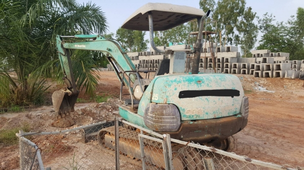 ขาย แบคโฮ KOMATSU PC25-1 เครื่องดี ปั้มดี ช่วงล่าง 70\% เอกสารใบซื้อขาย ขาย แบคโฮ KOMATSU PC25-1 เครื่องดี ปั้มดี ช่วงล่าง 70\% เอกสารใบซื้อขาย