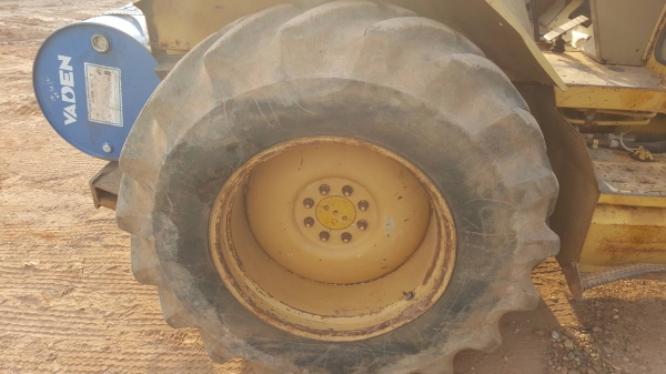 ขาย รถตัก CAT 428 เอกสารเล่มทะเบียนครบ รถใช้งานอยู่ เครื่องดี ปั้มดี ราคาคุยกันได้ครับ