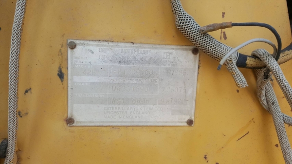 ขาย รถตัก CAT 428 เอกสารเล่มทะเบียนครบ รถใช้งานอยู่ เครื่องดี ปั้มดี ราคาคุยกันได้ครับ