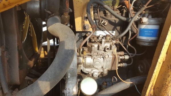 ขาย รถตัก CAT 428 เอกสารเล่มทะเบียนครบ รถใช้งานอยู่ เครื่องดี ปั้มดี ราคาคุยกันได้ครับ