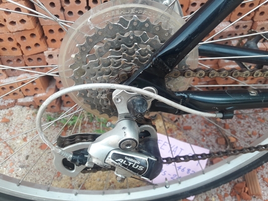 จักรยานไฮบริด GIANT CROSS 3