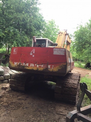 Komatsu pc200-5