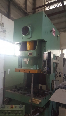 เครื่องปั๊มไอด้า110ตัน1เครื่อง  เครื่อง80ตันมี2เครื่อง