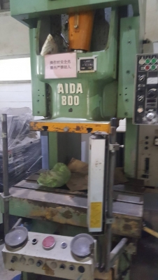 เครื่องปั๊มไอด้า110ตัน1เครื่อง  เครื่อง80ตันมี2เครื่อง