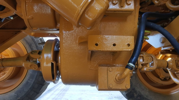 ขาย รถตัก KOMATSU JH30B เช็คระบบใหม่ทั้งคัน รถพร้อมใช้งานครับ