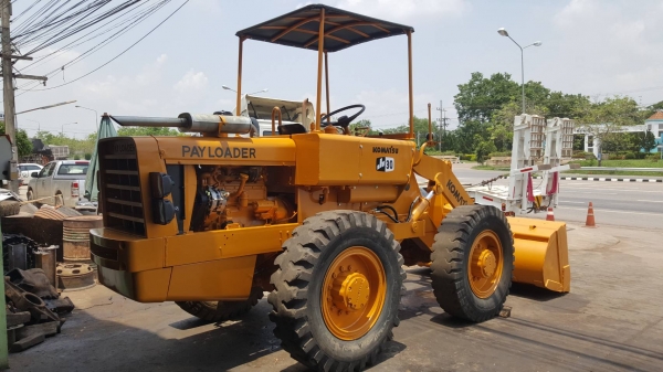 ขาย รถตัก KOMATSU JH30B เช็คระบบใหม่ทั้งคัน รถพร้อมใช้งานครับ