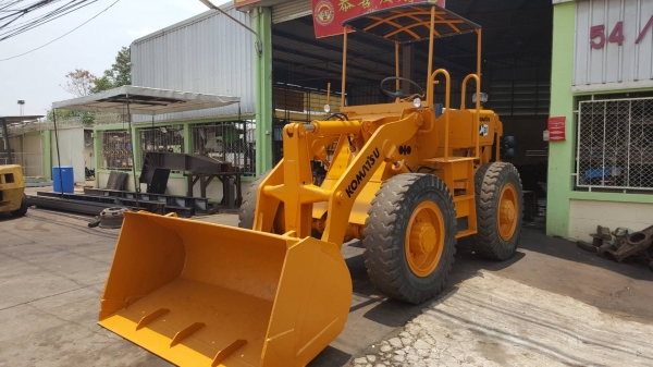 ขาย รถตัก KOMATSU JH30B เช็คระบบใหม่ทั้งคัน รถพร้อมใช้งานครับ