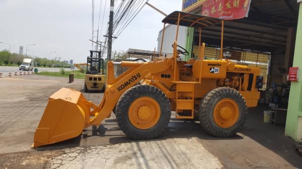 ขาย รถตัก KOMATSU JH30B เช็คระบบใหม่ทั้งคัน รถพร้อมใช้งานครับ