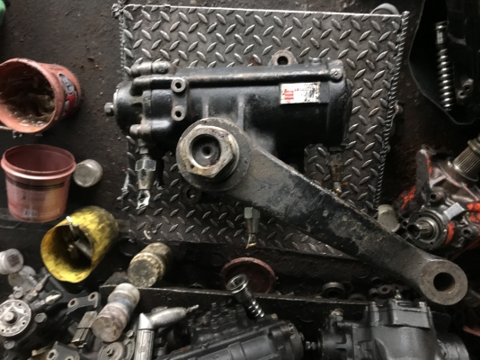 ขายกระปุกพวงมาลัย UD454