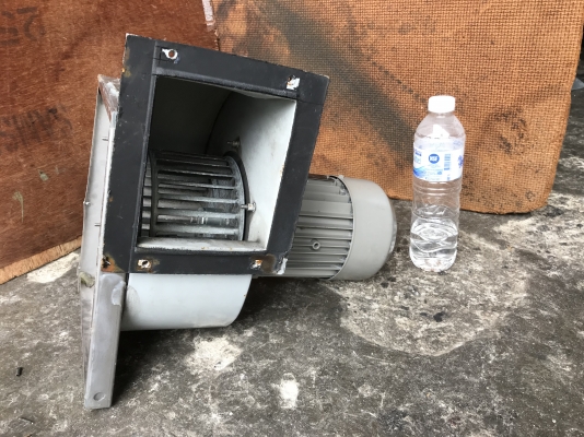 ขายโบวเวอร์ดูดฝุ่น-ดูดอากาศ Siemens 0.5HP. 380V รอบจัด หมุนนิ่ม ให้ลมแรง สภาพสวย พร้อมใช้งาน ราคา 2,800 บาท