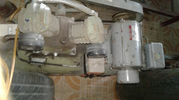 ปั๊มลม 64 ลิตร มอเตอร์มิสซู 2 hp ปั๊มลม 64 ลิตร มอเตอร์มิสซู 2 hp