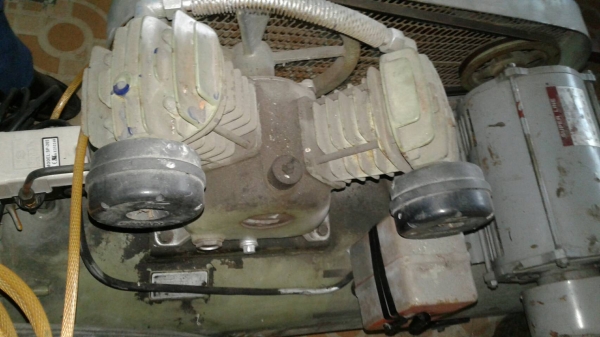 ปั๊มลม 64 ลิตร มอเตอร์มิสซู 2 hp ปั๊มลม 64 ลิตร มอเตอร์มิสซู 2 hp