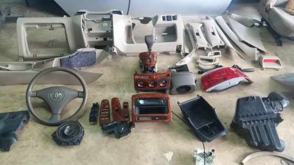 อะไหล่วีออส 03-05 มีหลายอย่างตามรูป