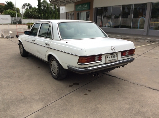 ขายรถ Benz w123 เครื่อง 1JZ 2.5 ออโต้ น้ำมัน+แก๊สLPG กระจกไฟฟ้า เบาะหนัง แอร์เย็น ตัวถังเดิม ขับขี่ดี ช่วงล่างแน่น ภาษี61