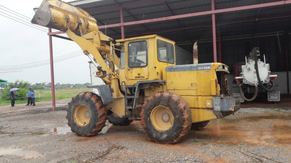 ขายด่วน รถตัก KOMATSU WA150-3 สภาพพร้อมใช้งาน เครื่องเกียร์ดีเยี่ยม  รถพร้อมทำงาน เอกสารใบอินวอยซ์ สนใจโทรสอบถาม  093-0764943  คุณตั้ม