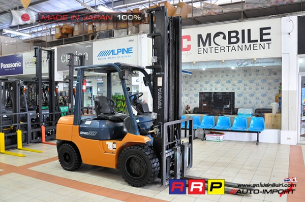 ขายรถโฟล์คลิฟท์มือสอง TOYOTA รุ่น 7FDJ35-11462 นำเข้าจากประเทศญี่ปุ่น 100\% ไม่เคยใช้งานในไทย