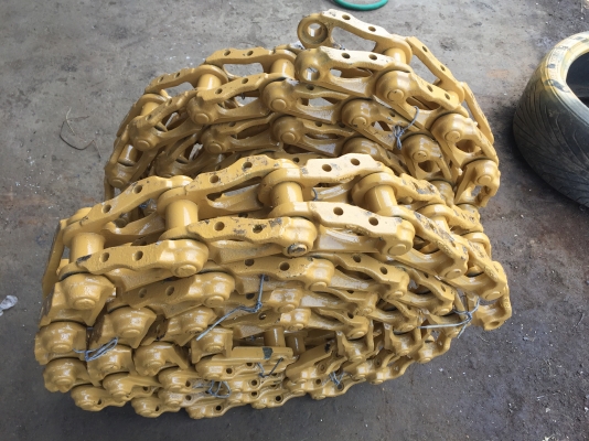 ต้องการขายโซ่ PC60 ใส่ได้รุ่น1-รุ่น6 โซ่รถแทร็กเตอร์ทุกรุ่น สภาพดี บูธกลม ริ้งหนา ราคาต่อรองคุยกันได้ คู่ละ15000โทร 0616613023