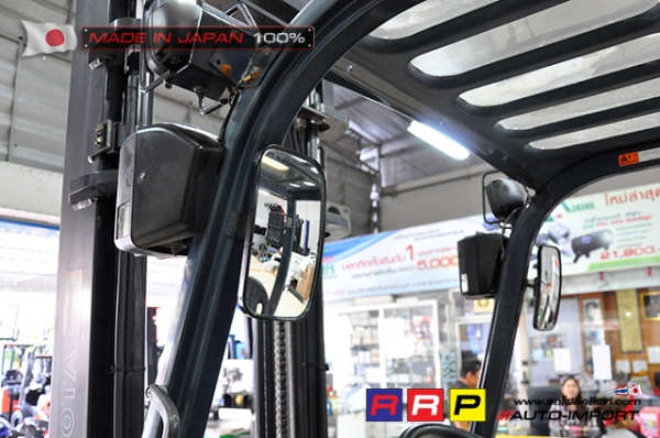 ขายรถโฟล์คลิฟท์มือสอง TOYOTA รุ่น 7FD25-30930 นำเข้าจากประเทศญี่ปุ่น 100\% ไม่เคยใช้งานในไทย