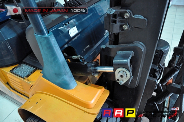 ขายรถโฟล์คลิฟท์มือสอง TOYOTA รุ่น 7FD25-30930 นำเข้าจากประเทศญี่ปุ่น 100\% ไม่เคยใช้งานในไทย