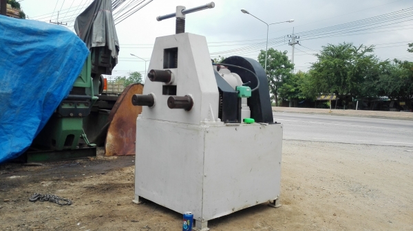 เครื่องดัดโค้งโครงหลังคา ของใหม่ 100\% ขนาด 1/2&rdquo;- 4&rdquo; ไฟ 380V