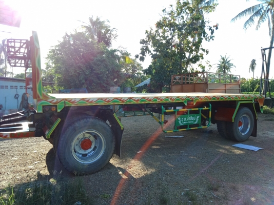 ขายลูกพ่วงพื้นเรียบ 2 เพลา ยาว 6.20 ม กว้าง 2.50 ม ปี 55 เพลาเเม็ก