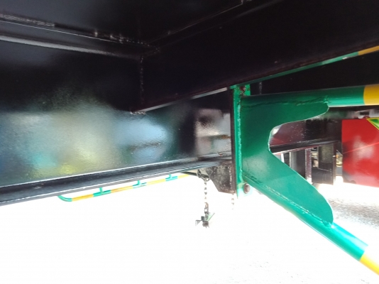 ขายลูกพ่วงพื้นเรียบ 2 เพลา ยาว 6.20 ม กว้าง 2.50 ม ปี 55 เพลาเเม็ก