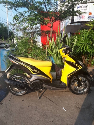 Mio 125 ปี 2554 รุ่น GT สีดำเหลือง ขับดีจริง สวยหล่อเนี๊ยบเลย