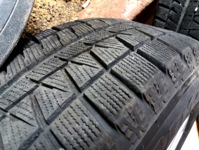 ยางบริดสโตนนอก 205 65 16  ปี12-13 ล้อไม่มีซ่อม กว้าง 6.5 ET 50 ใส่ได้หลายรุ่น ตจว จัดส่งครับ