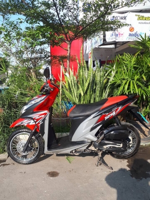 Honda Click 125i ปลายปี 2556 สีแดง ดำด้าน สวยวิ๊ง รุ่น Racing combi - brake Honda Click 125i ปลายปี 2556 สีแดง ดำด้าน สวยวิ๊ง รุ่น Racing combi - brake