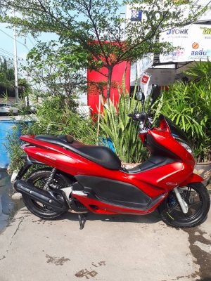 รถบ้านแท้ Honda PCX 150 I สีแดงดำ ปี 2556 รถสวยนางฟ้ามากๆ ได้ไปคุ้มเว่อร์แน่นอน อย่างถูก รถบ้านแท้ Honda PCX 150 I สีแดงดำ ปี 2556 รถสวยนางฟ้ามากๆ ได้ไปคุ้มเว่อร์แน่นอน อย่างถูก